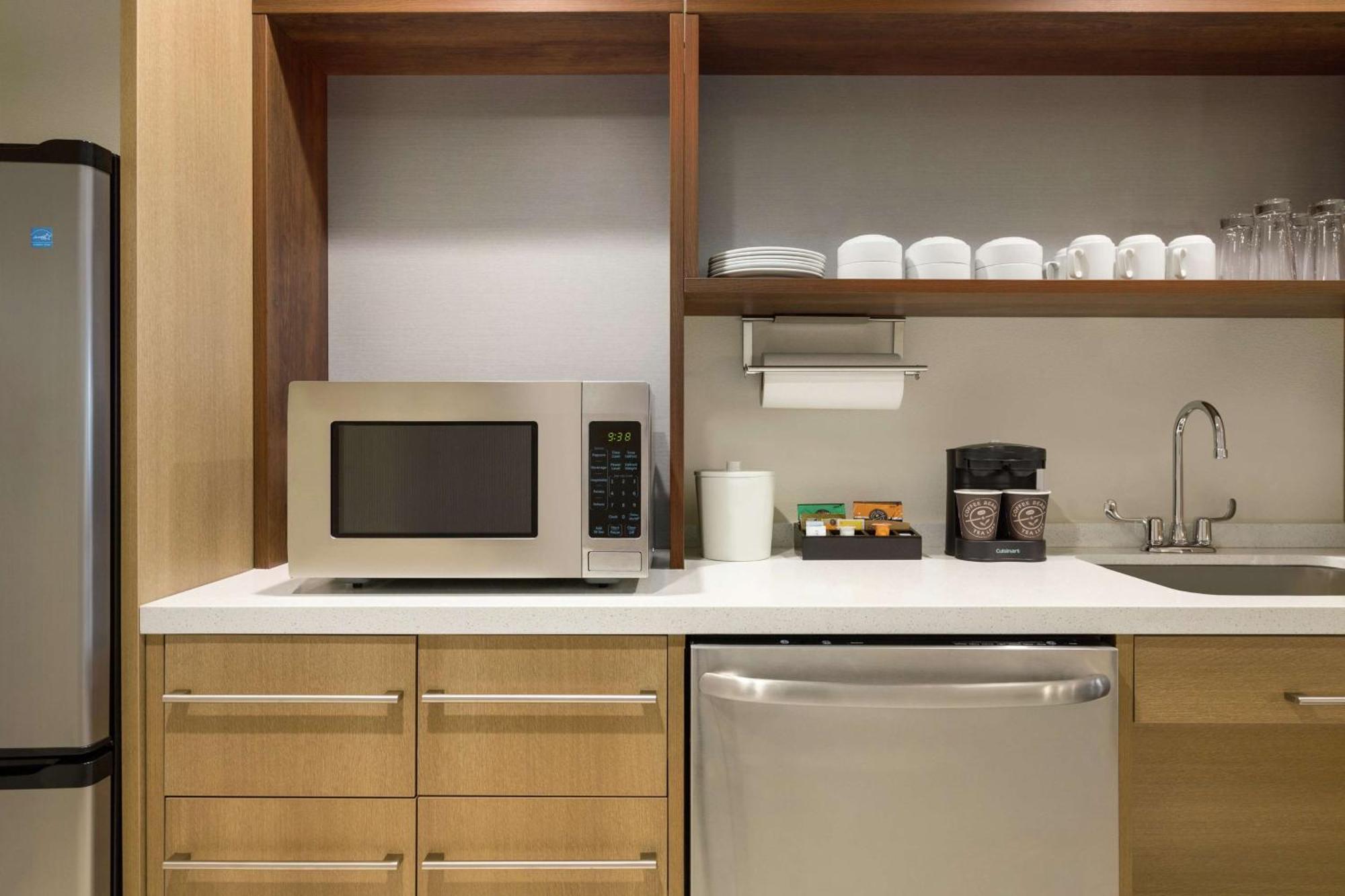 Home2 Suites By Hilton Frederick Exterior foto
